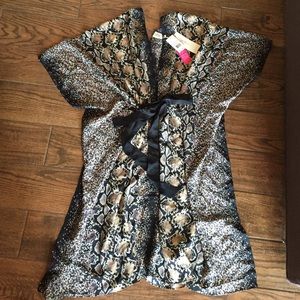 Medium Gottex caftan. Never been worn. Paid $298.