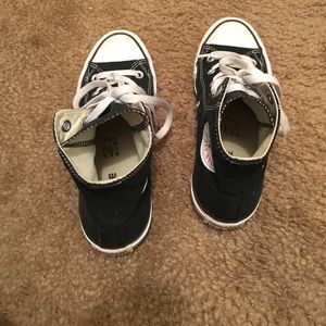 black and white converse