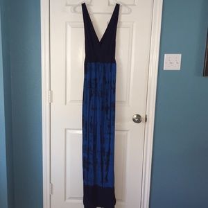 Liz Lange Maternity Dress