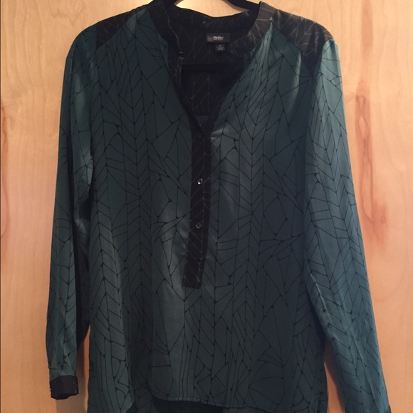 Hi-low green and black button up long sleeve