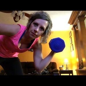 Meet your Posher, Stephanie