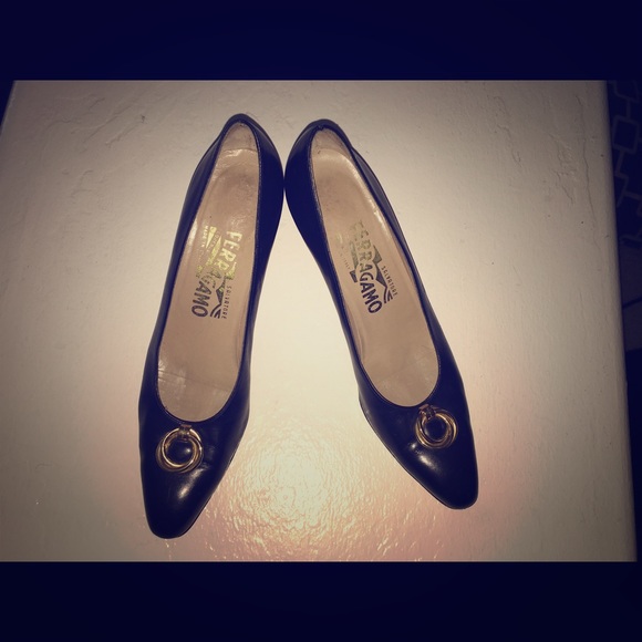 Salvatore Ferragamo Dark Navy Blue Leather Heels