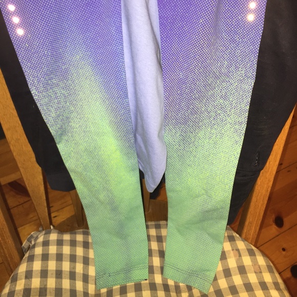 SOLD🔴(XS) NIKE FOREVER GRADIENT - Picture 4 of 4