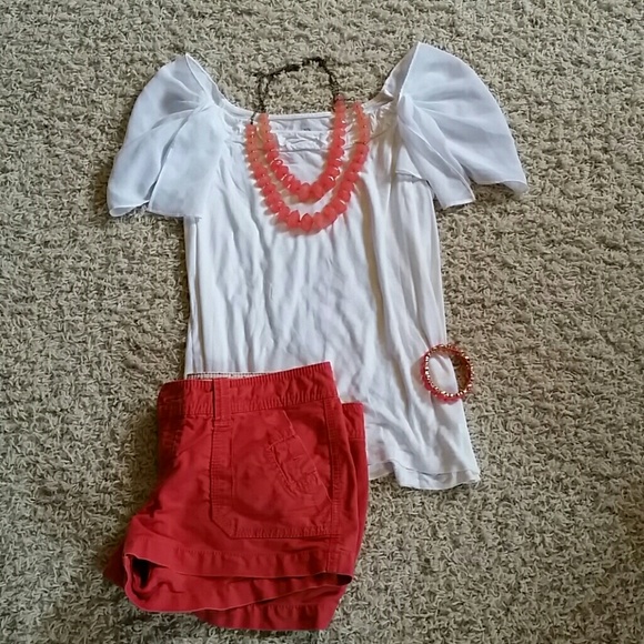 Summer $5 sale! White New York & Company top