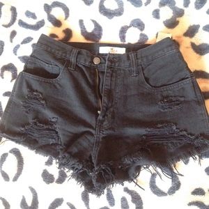 NWOT Hollister Destroyed Black High Rise Shorts