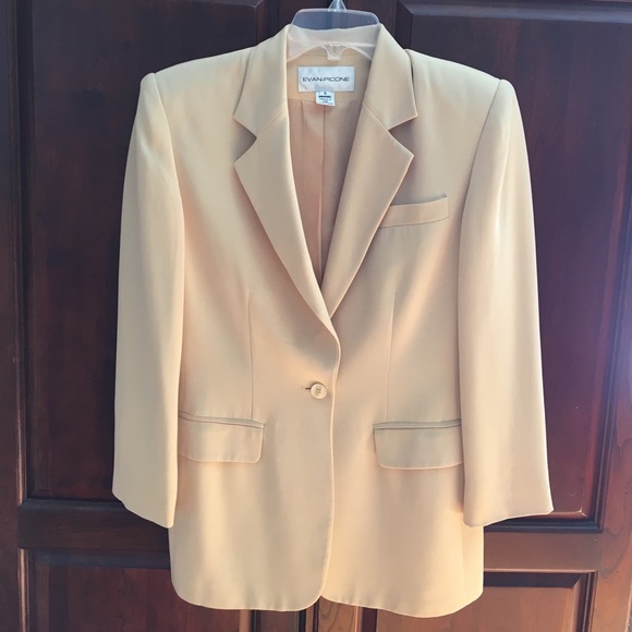 Evan Picone Jackets & Blazers - Evan Picone blazer/jacket