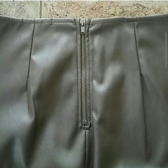 Shimmery Taupe Skirt - Picture 3 of 4