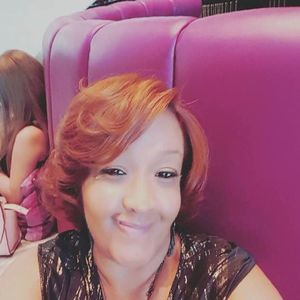 Meet your Posher, Joelle