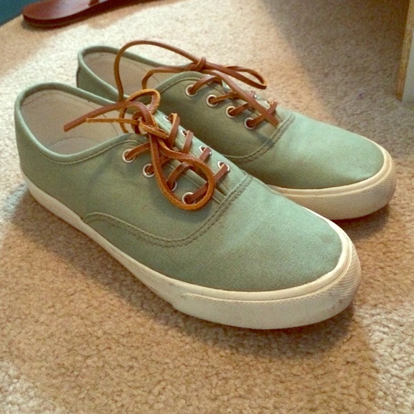 Green Shoes with Leather Laces