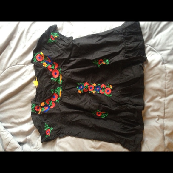 Black cotton embroidered Mexican shirt