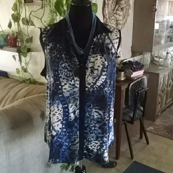 Silky animal print blouse - Picture 1 of 3