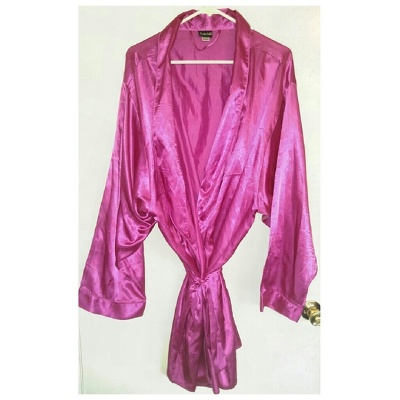 Gently Used Silk Robe
