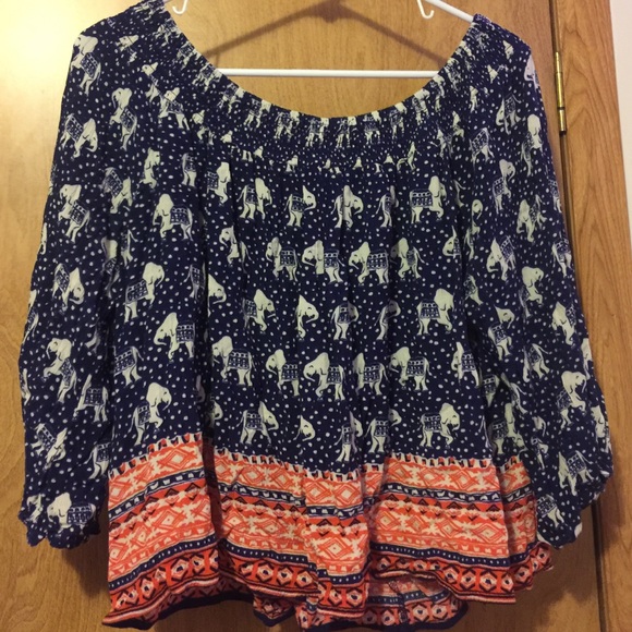 Elephant print flowy crop top