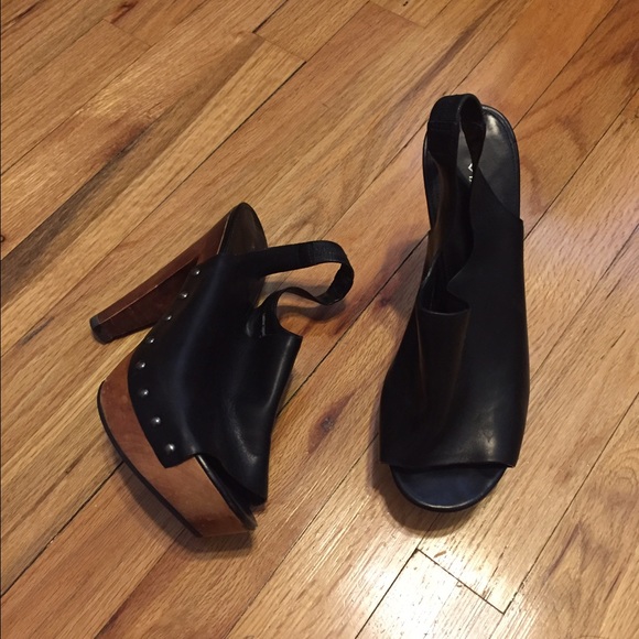 Via spiga heels