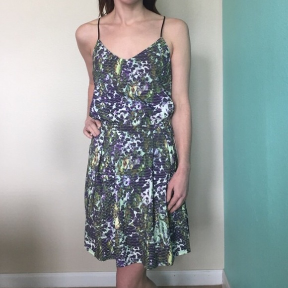 Lululemon City Summer Dress - Picture 2 of 4