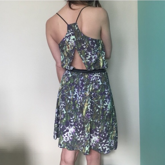 Lululemon City Summer Dress - Picture 3 of 4