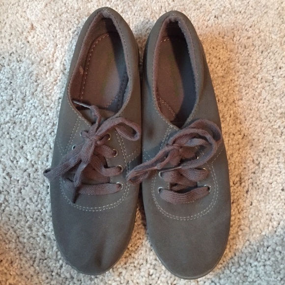 Grey Lace Sneaker