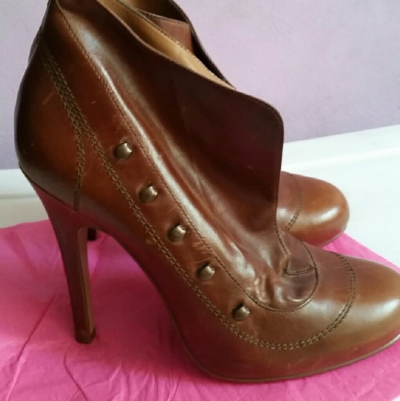 Ankle boots