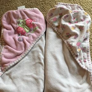 3 Baby hooded towels