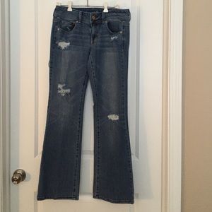 AE, light wash, distressed jeans