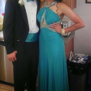 Cute teal prom dress