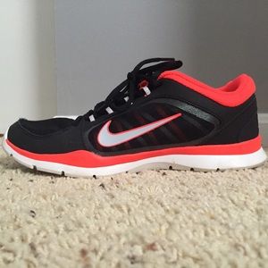 Nike Sneakers Coral and Black