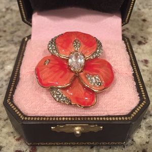 Juicy Coutre Flower Ring