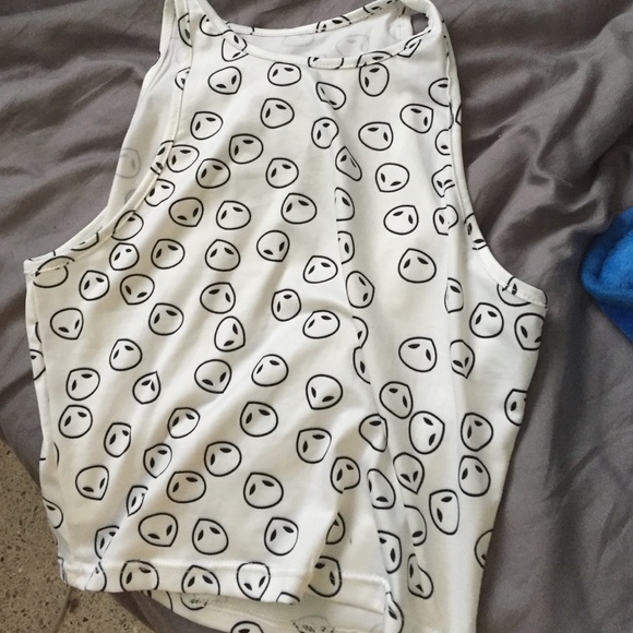 Alien crop top