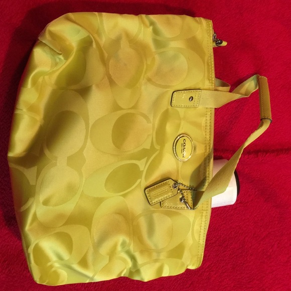 Authentic Coach Small Tote - Picture 2 of 4