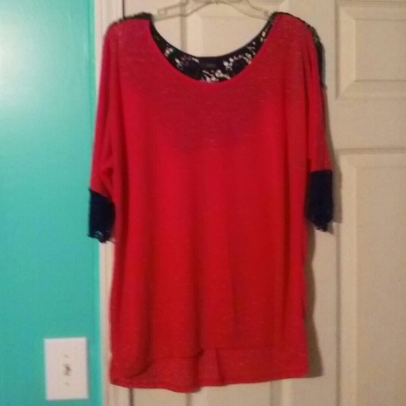 Daytrip Tops - Size large Day trip top