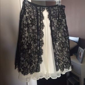 Pre owned Odille size 0 lace skirt