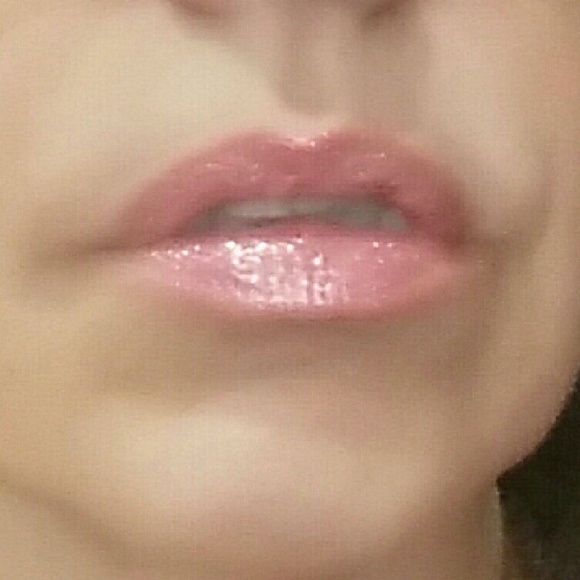 SHIMMER  PINK  LIP GLOSS - Picture 2 of 2