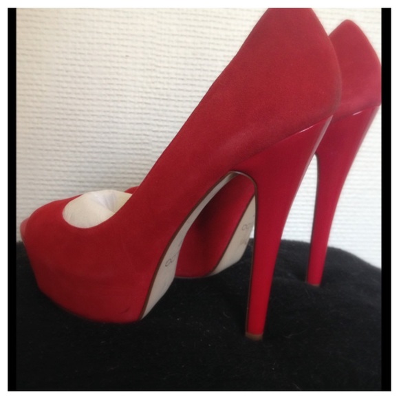 Suede leather  peep toe heels