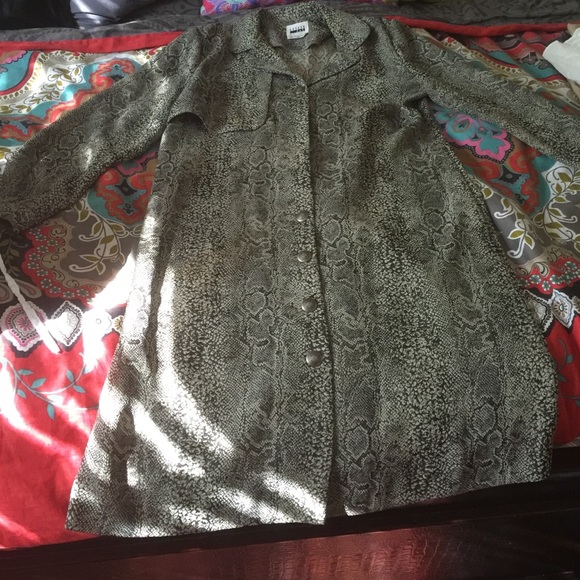 Snake print petite dress with belt