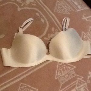 Victoria Secret Demi bra