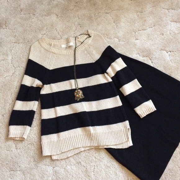 LOFT Sweaters - 🎉3XHost Pick🎉Striped Sweater by LOFT