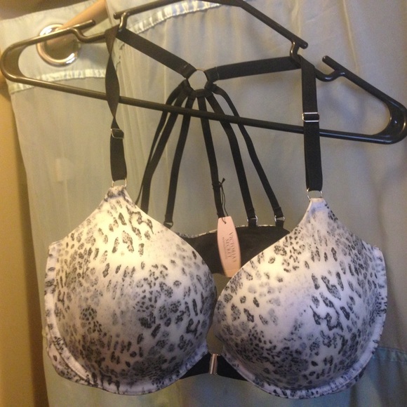 Victorias Secret Very Sexy Push Up Ring Bra