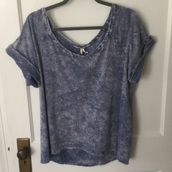 Casual oversized tee