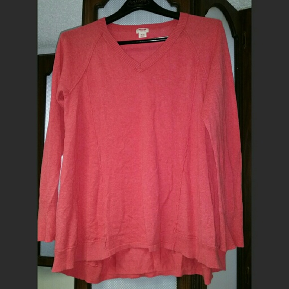 Light weight sweater shirt