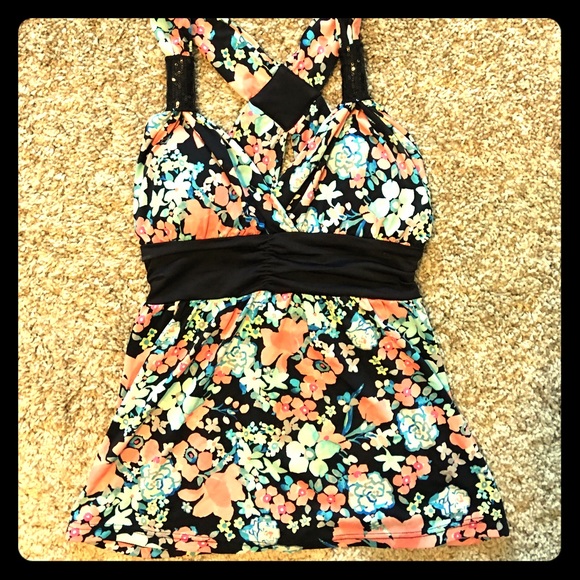 Summer cutout blouse