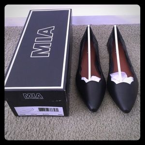 MIA ballet flats