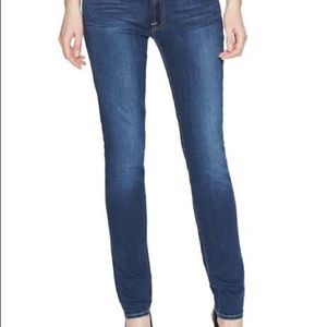 Roxanne 7 for all mankind jeans.