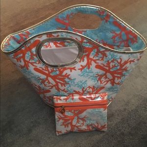 Mud Pie beach tote and cosmetic bag