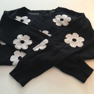 Pop Art Inspired Daisy Sweater.