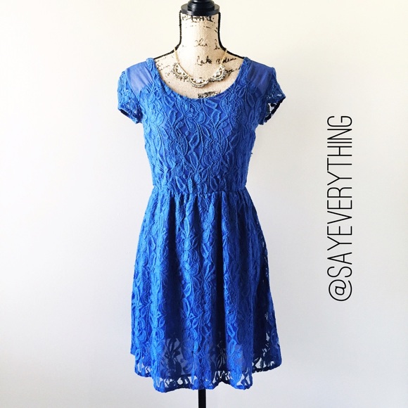 Monteau Dresses & Skirts - Monteau Blue Lace Dress