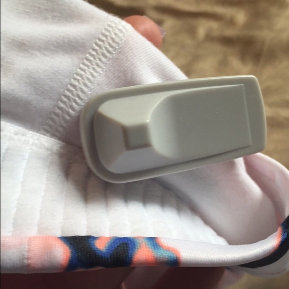 SOLD ON Ⓜ️ERCARI - Picture 3 of 3