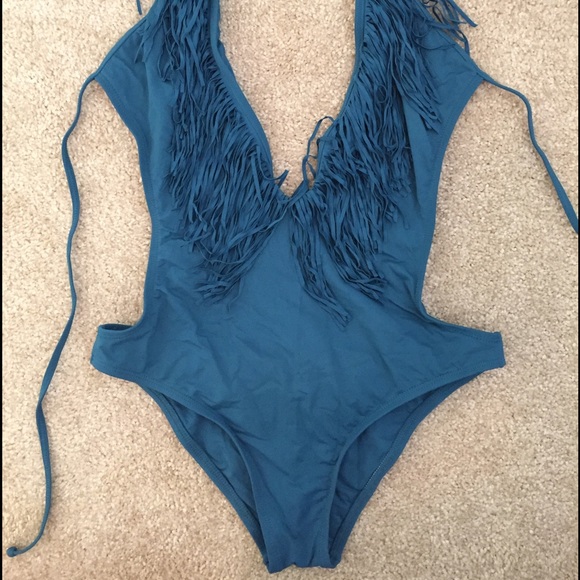 L-SPACE FRINGE ONE PIECE