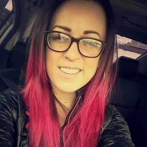 Meet your Posher, Carley