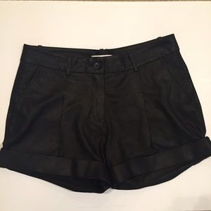 Elizabeth & James Leather Shorts, size 6