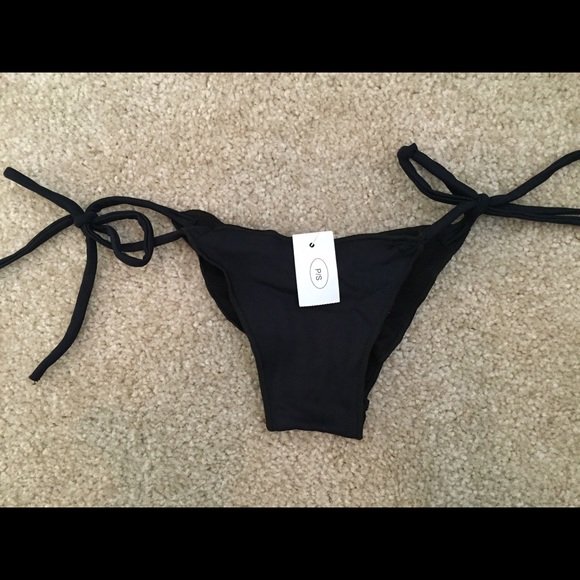 BRAND NEW NEVER WORN San Lorenzo cheeky bottoms